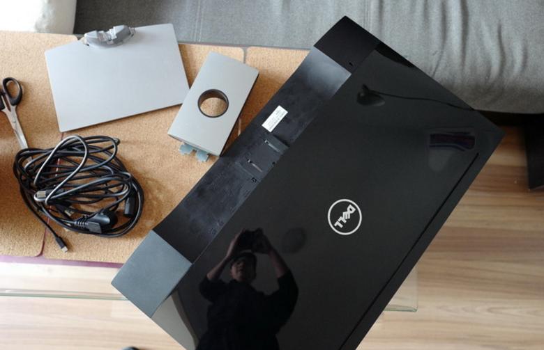 戴尔32寸4ku3219q显示器开箱评测,戴尔4k显示器s2722qc评测