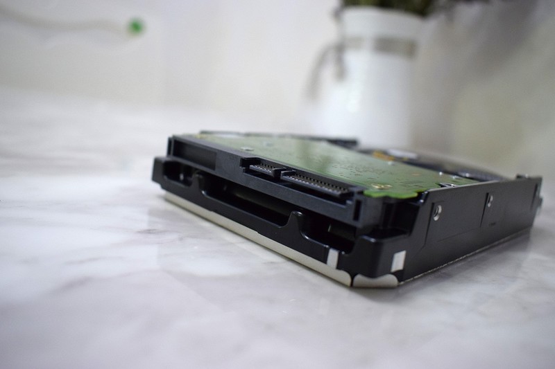 容量新高度，10T够用不？昱科,HGST10TBNAS网络硬盘开箱简评