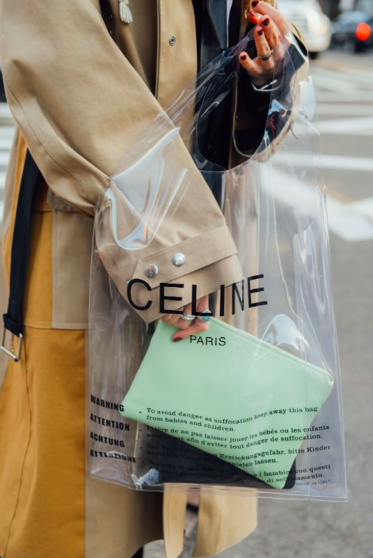 入手轻奢品牌包包,从平价到贵妇夏天必买系列