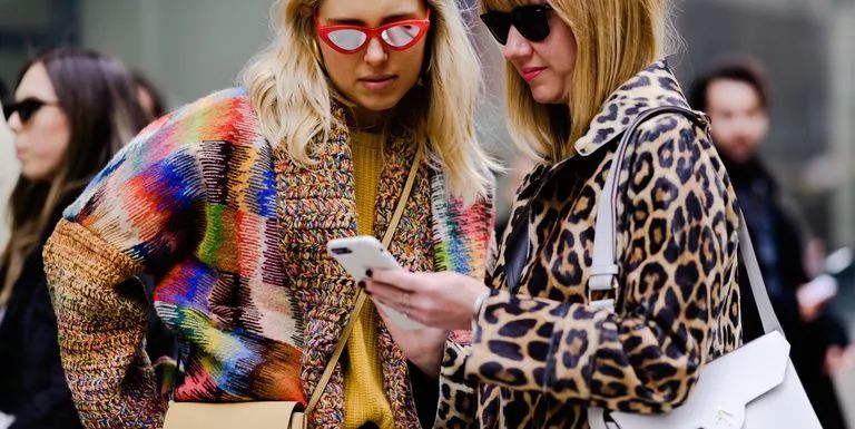 入手轻奢品牌包包,从平价到贵妇夏天必买系列