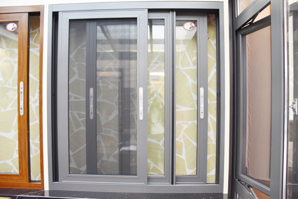 铝合金门窗怎么算价格,铝合金门窗怎么订便宜