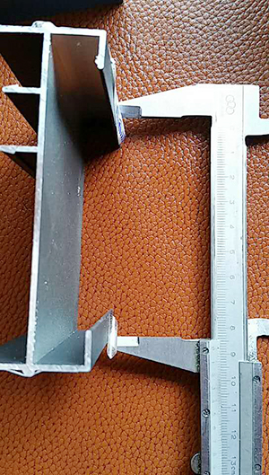 铝合金门窗怎么算价格,铝合金门窗怎么订便宜