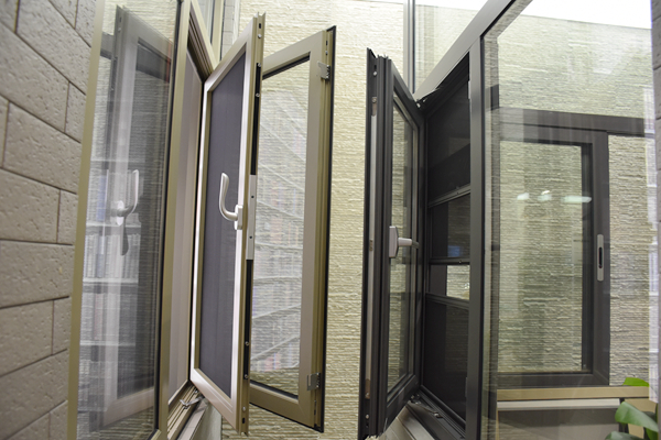 铝合金门窗怎么算价格,铝合金门窗怎么订便宜