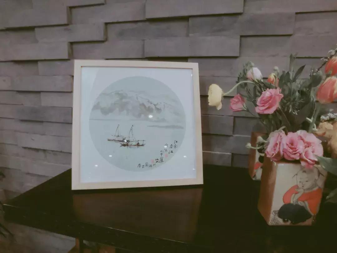 东阳有个慶蘭名宿，仿佛住进了博物馆，到处是珍藏级别的艺术品。