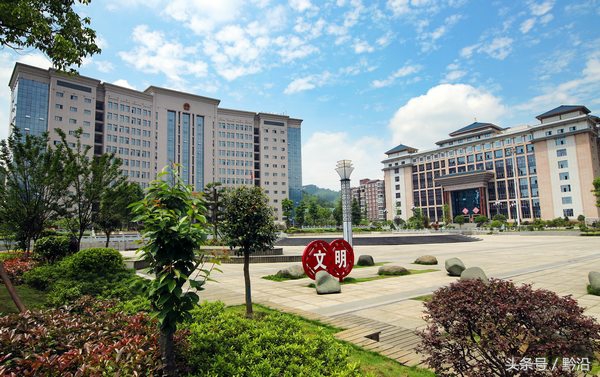 贵州铜仁青山绿水,贵州铜仁市山青水秀