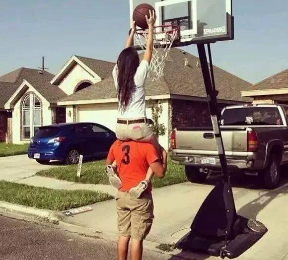 “如果我儿子以后不打球，我就把他送人”