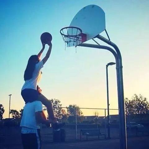 “如果我儿子以后不打球，我就把他送人”