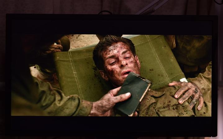 戴尔32寸4ku3219q显示器开箱评测,戴尔4k显示器s2722qc评测