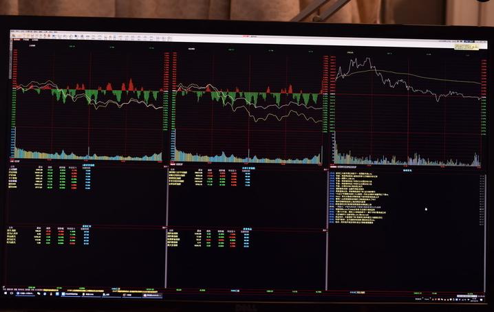 戴尔32寸4ku3219q显示器开箱评测,戴尔4k显示器s2722qc评测