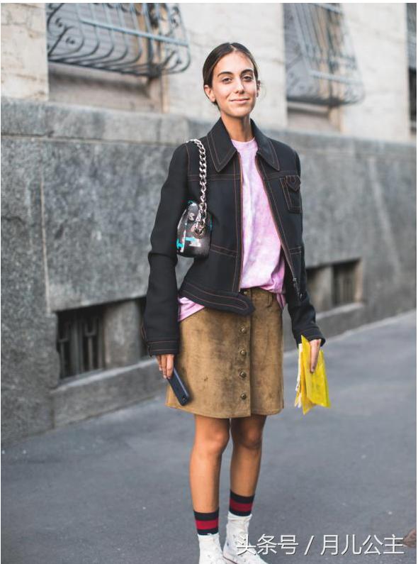 小白鞋变黄怎么清洗最快方法,生活小技巧小白鞋变黄怎么洗干净