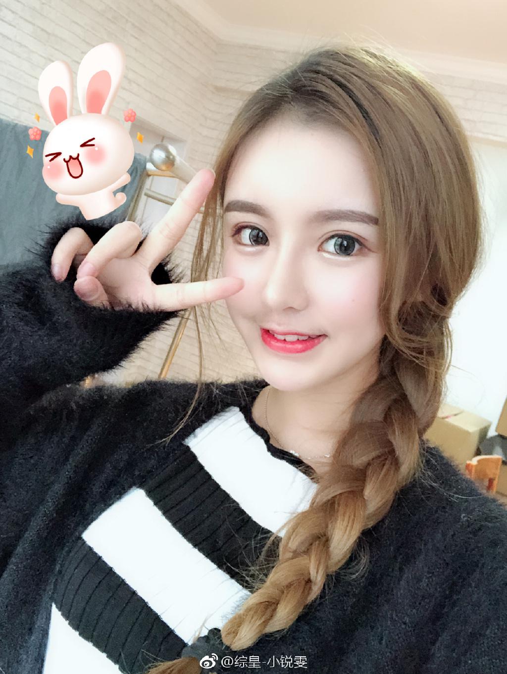 新晋王思聪沉迷女主播抖音，豪掷近百万霸占龙珠直播一姐