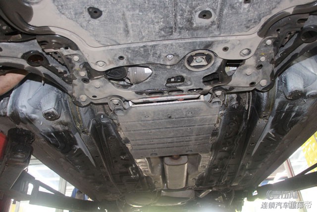 大众凌渡底盘防锈装甲,岳阳汉高汽车底盘装甲防锈特价