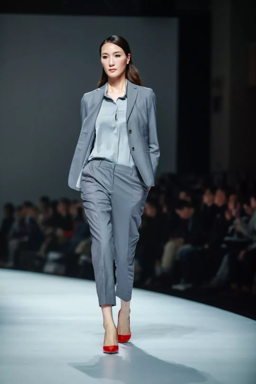 “童创未来·中国童装小镇”2017年度广东服装行业颁奖盛典举办