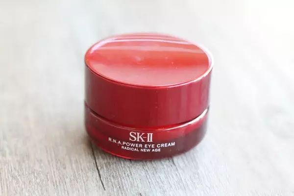 skii神仙水正品气味,sk-ii神仙水可以当爽肤水用吗