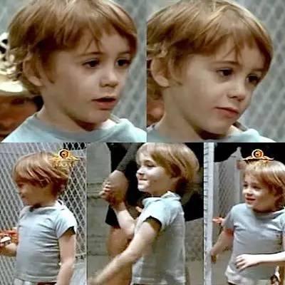 漫威钢铁侠和唐尼,漫威钢铁侠小罗伯特唐尼签名照