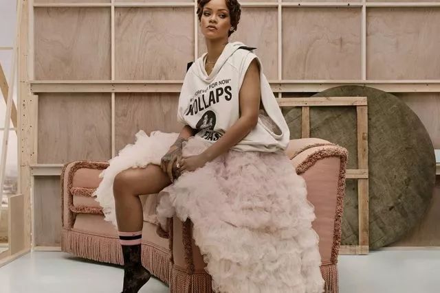 范爷、杨幂地位不保,山东微商Rihanna才是真正的带货女王!