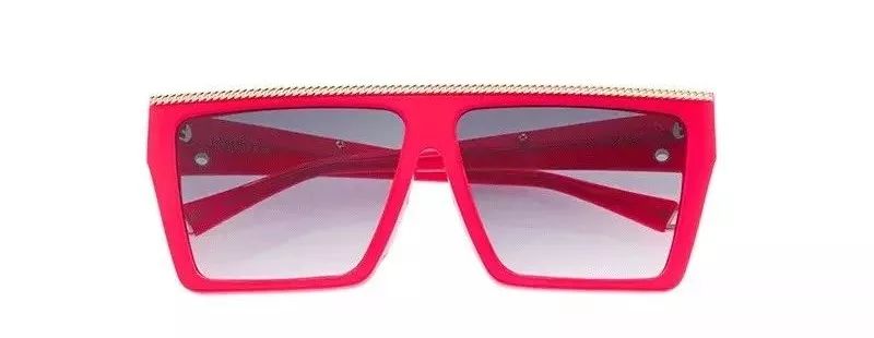 范爷、杨幂地位不保,山东微商Rihanna才是真正的带货女王!