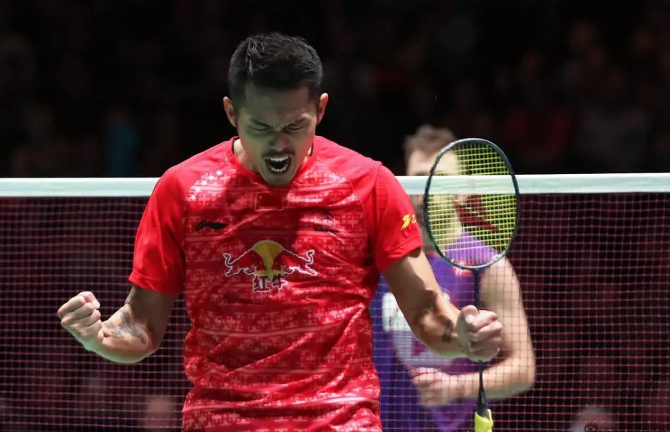 石宇奇战胜林丹完整视频,羽毛球丹麦赛石宇奇夺第五冠