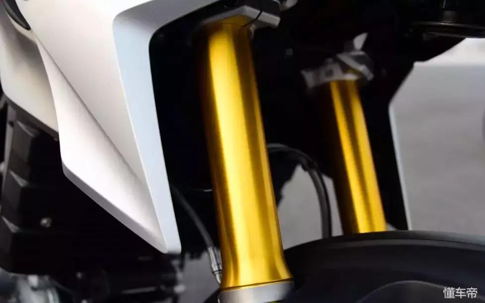 宝马小水鸟310gs试驾视频,宝马小水鸟2024款