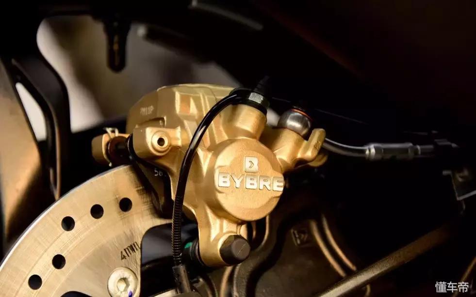 宝马小水鸟310gs试驾视频,宝马小水鸟2024款