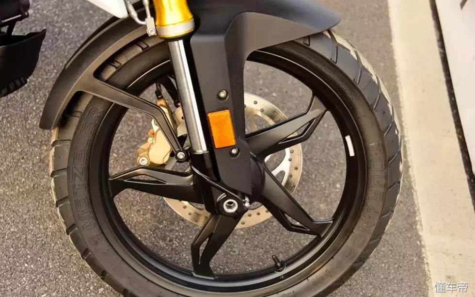 宝马小水鸟310gs试驾视频,宝马小水鸟2024款