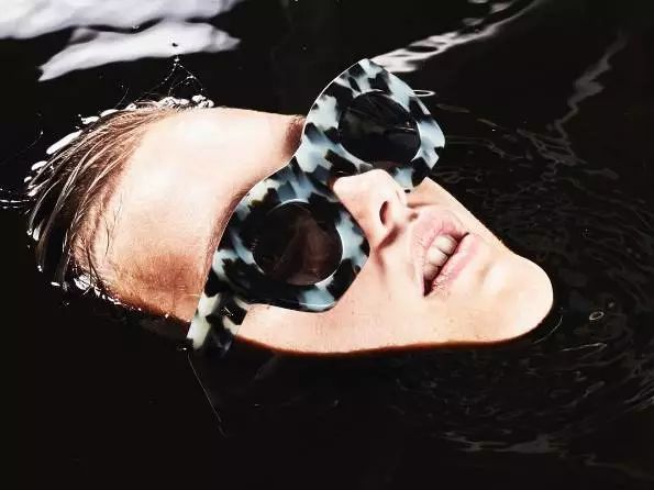 怎么挑选女士墨镜尺寸图解,墨镜挑选方法适合自己的