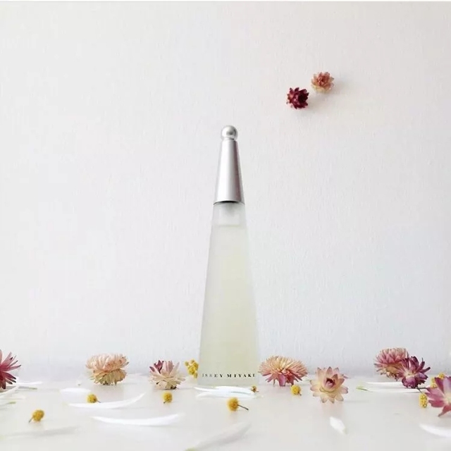 香水用对了,就是行走的*药春**!