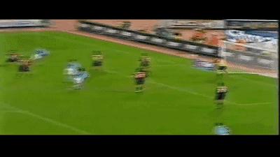 贝隆射门,贝隆踢球风格