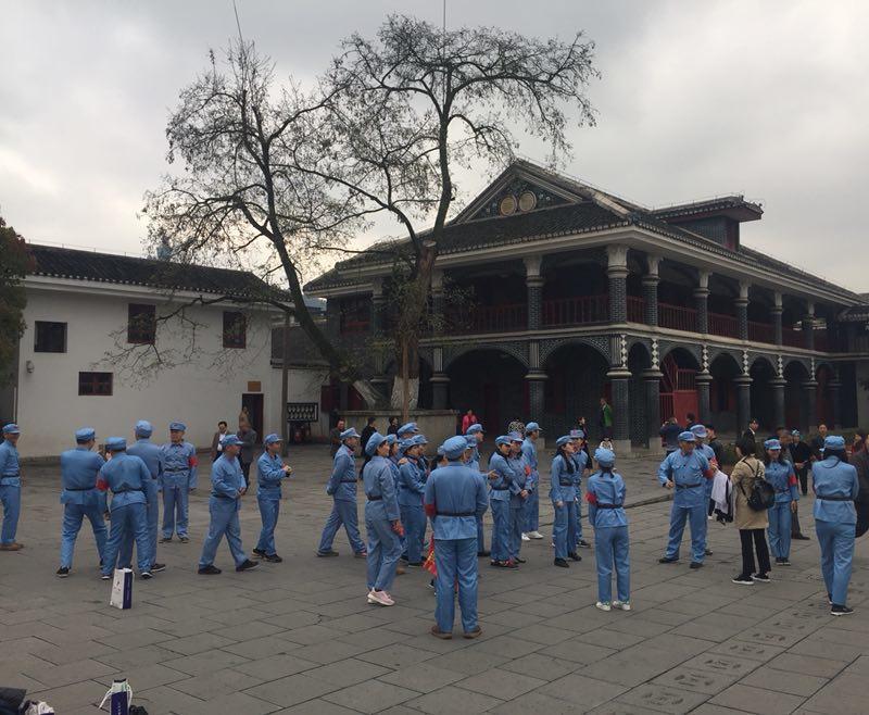 刘瀚锴先生在贵州进行文化艺术交流和参观学习