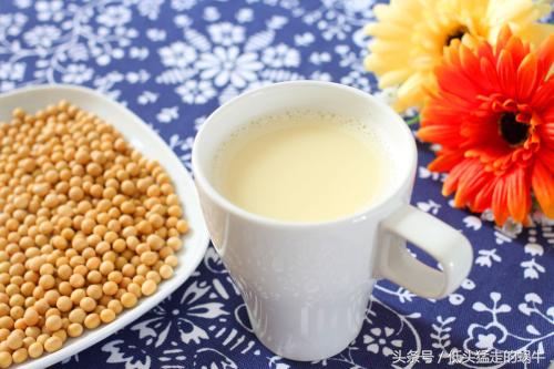 孕妈脸上长痘痘用什么护肤品,孕晚期脸上长斑了怎么消除