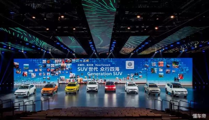 大众新途锐2021款v12顶配新消息,全新大众途锐2022款3.0越野