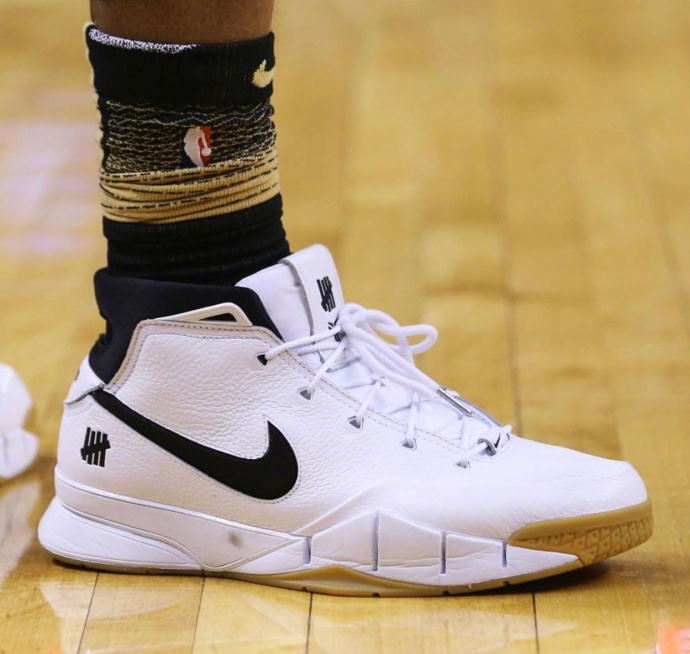 3月24日球鞋精选库里首次上脚五代低帮版球鞋登场