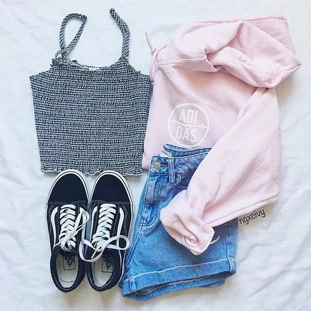 打底短裤与短裙子怎么搭配,短裤短裙怎么搭配上衣