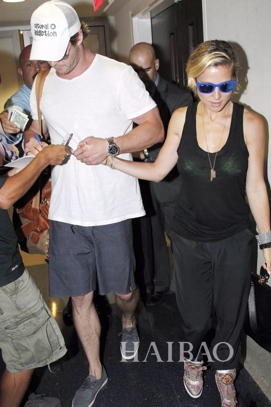 发现一枚比杜江更宠妻,比小贝会带娃的男神!颜值高更顾家的男神