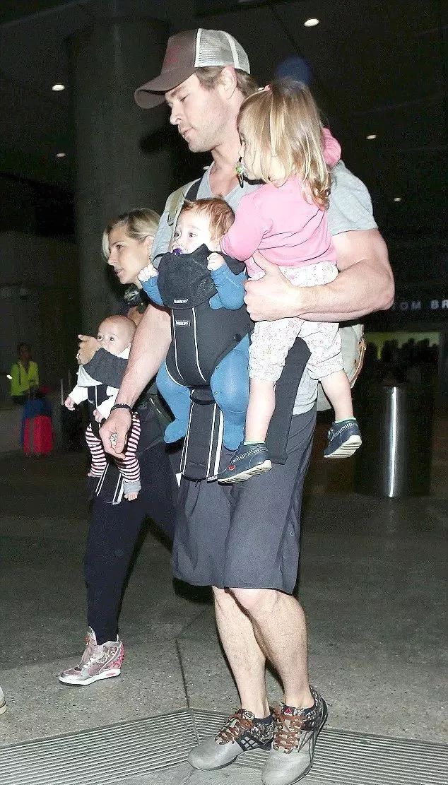 发现一枚比杜江更宠妻,比小贝会带娃的男神!颜值高更顾家的男神