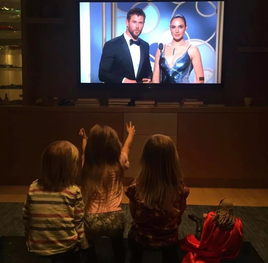 发现一枚比杜江更宠妻,比小贝会带娃的男神!颜值高更顾家的男神