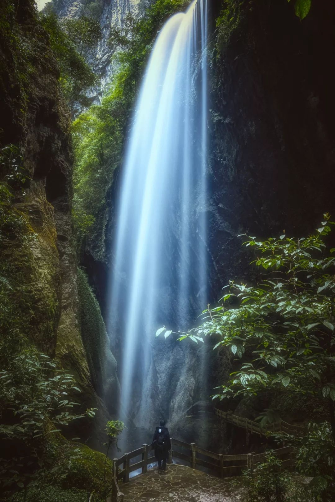 旅拍如何提升自己的质感,旅拍朋友圈怎么吸引人