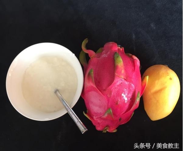 酸奶和水果可以怎样做,酸奶与水果新吃法