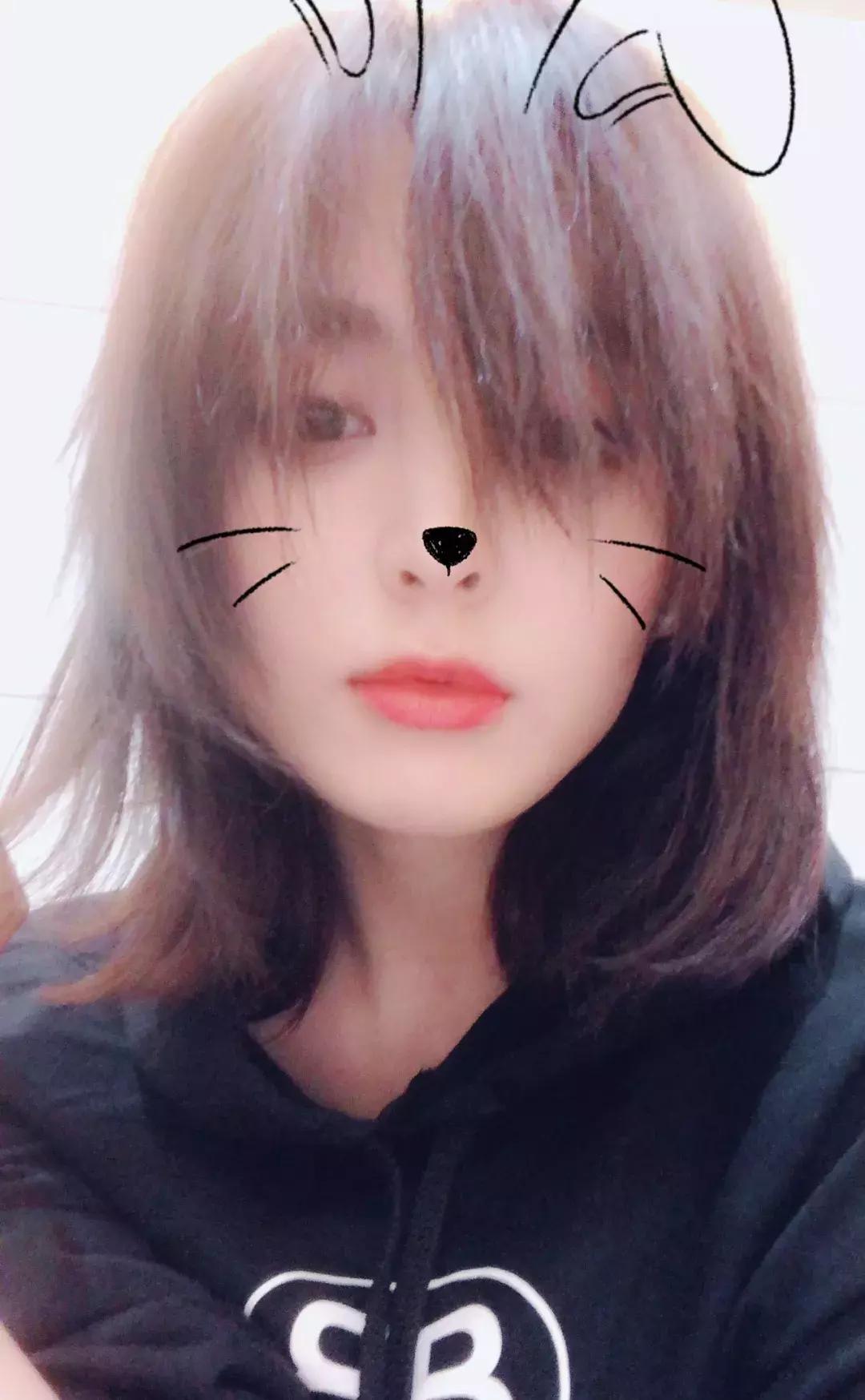 忘了切小号？娜扎自评“素颜真好看”，为啥秀智和允儿的能获好评