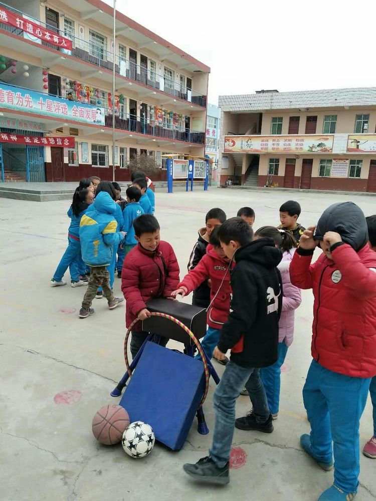 春意无限盎然潜能悄然勃发一一一淅川县寺湾镇三小阳光向上心理社团活动掠影