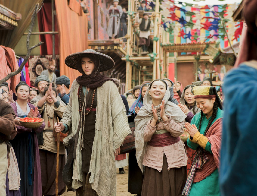 这只神秘妖王什么来历？手中兵器完爆金箍棒，单挑孙悟空另有隐情