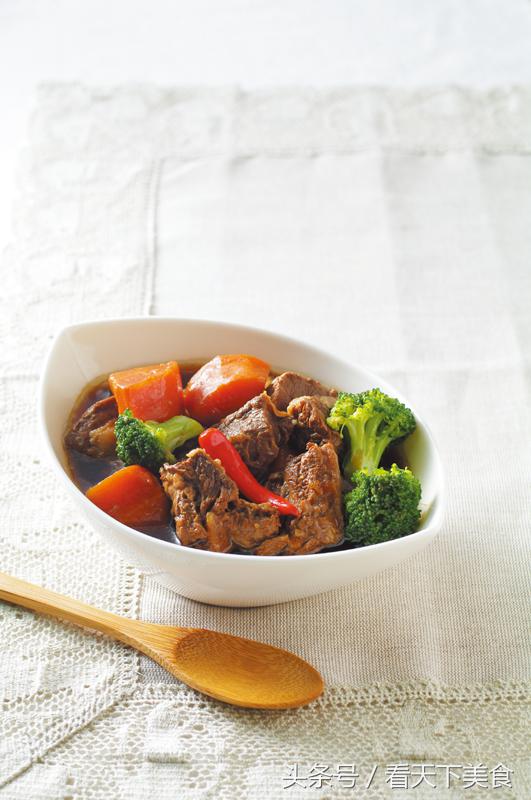 炖牛肉的10种做法,炖牛肉丸子的制作方法