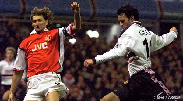 温格告别阿森纳最后一场,曼联2:1阿森纳温格上看台