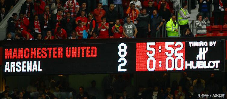 温格告别阿森纳最后一场,曼联2:1阿森纳温格上看台