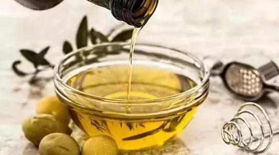 季节交替是湿疹高发期宝宝篇,春天为什么湿疹高发宝宝