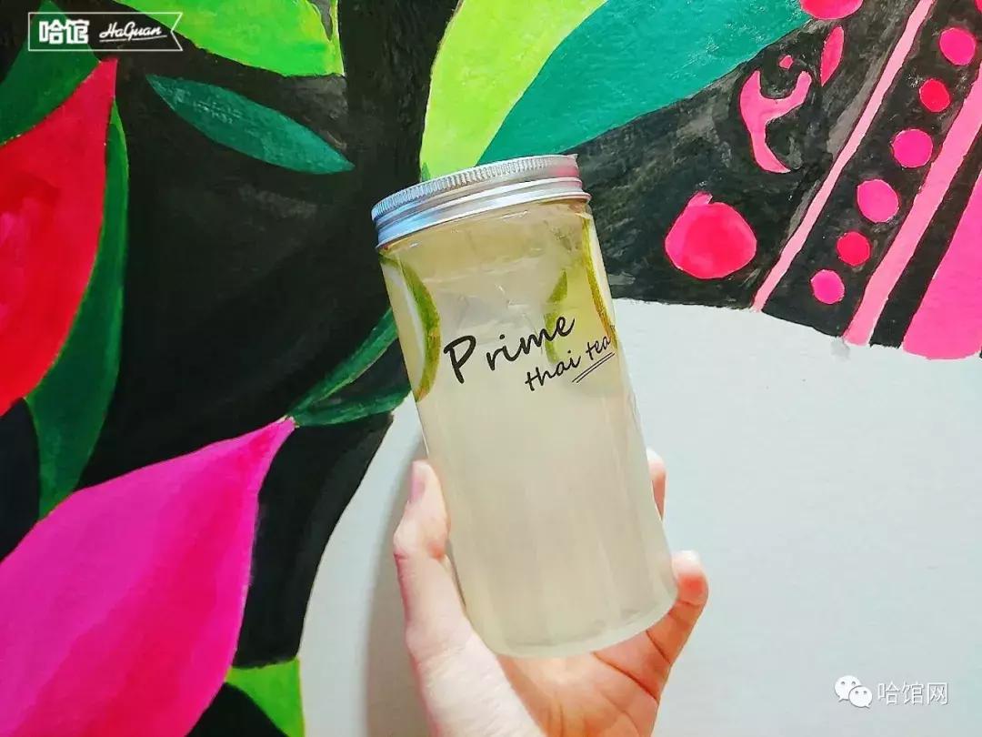 刷爆清迈的草莓芭乐饮火了一圈来到哈尔滨超高颜值自带滤镜