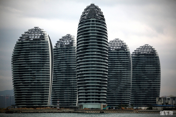 三亚东岛豪华游艇一日游,三亚东岛海鲜