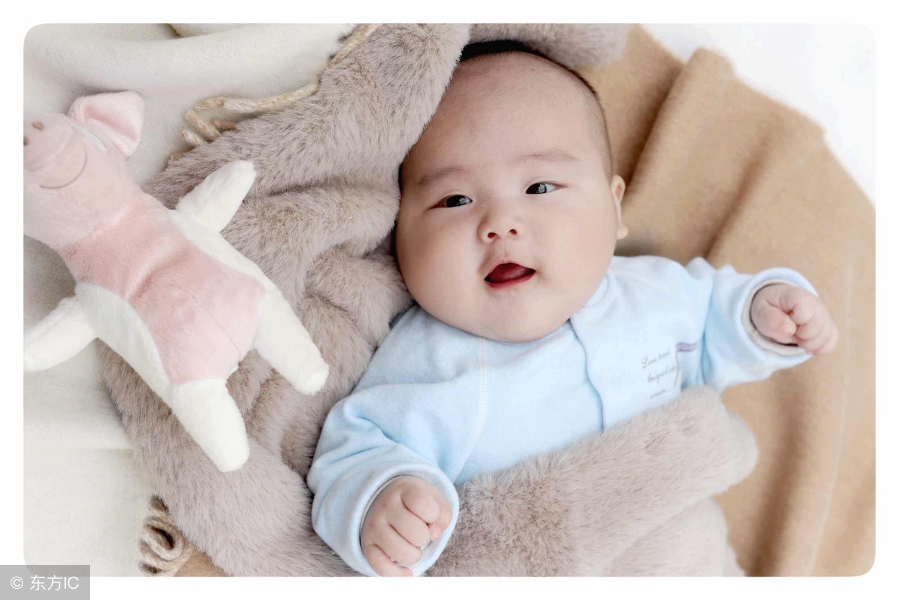 积食发烧的症状和退烧的推拿方法,宝宝积食要怎么办才能最快最有效