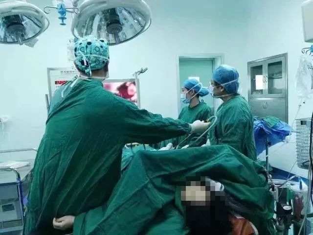 “赶紧流掉！越快越好！”嘉兴二胎妈妈被警告，这孩子像定时*弹炸**