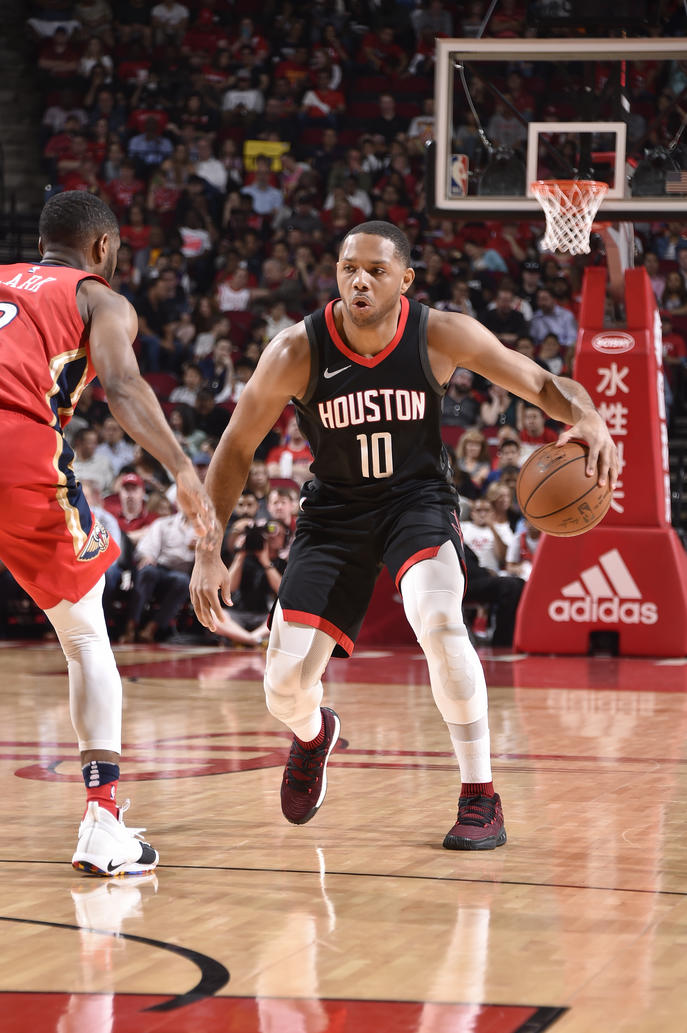 太阳总……有喜欢穿风骚球鞋的球员，走了一个塔克，冒出俩控卫…